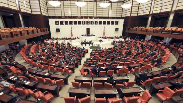 Türkiyə hərbçiləri Azərbaycana gəlir - Parlament təsdiqlədi